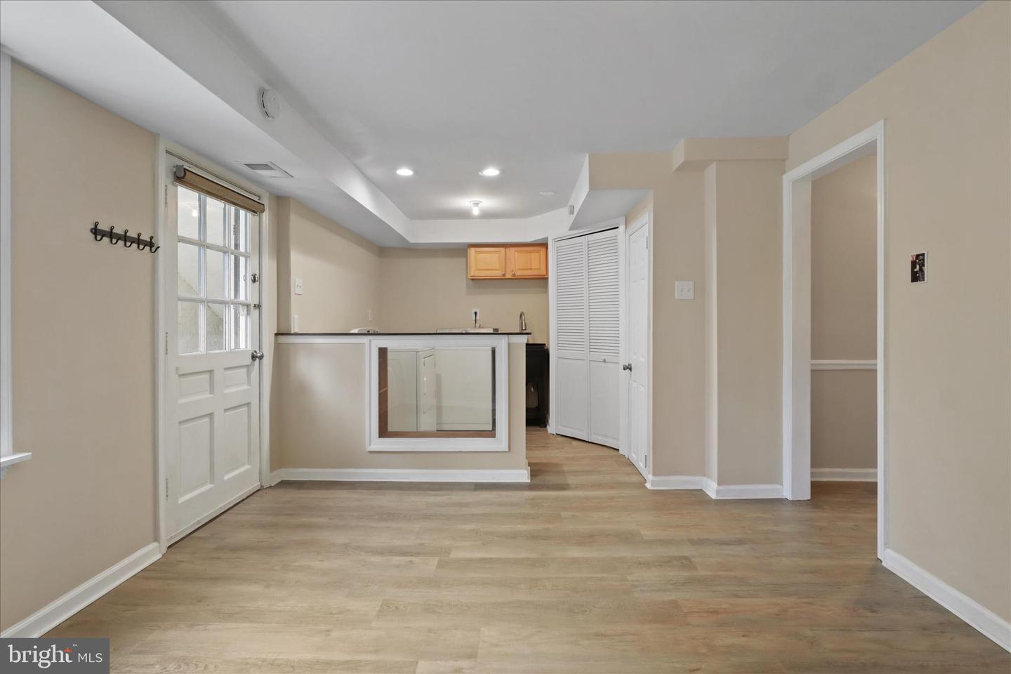 8180 FERNLAKE CT, ALEXANDRIA, Virginia 22309, 4 Bedrooms Bedrooms, ,3 BathroomsBathrooms,Residential,For sale,8180 FERNLAKE CT,VAFX2279320 MLS # VAFX2279320