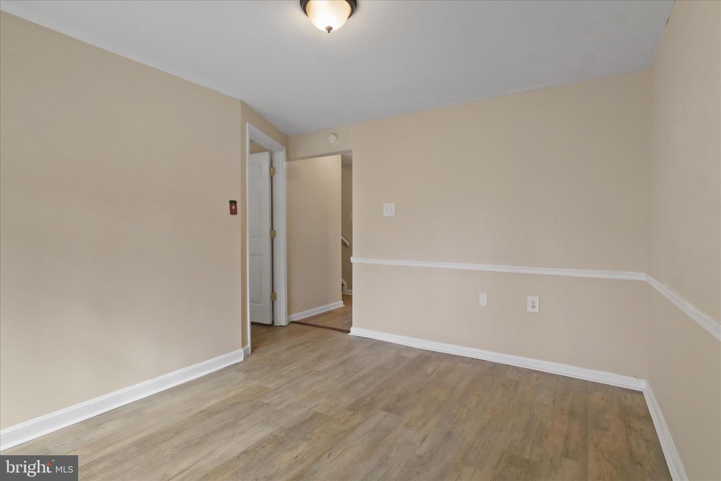 8180 FERNLAKE CT, ALEXANDRIA, Virginia 22309, 4 Bedrooms Bedrooms, ,3 BathroomsBathrooms,Residential,For sale,8180 FERNLAKE CT,VAFX2279320 MLS # VAFX2279320