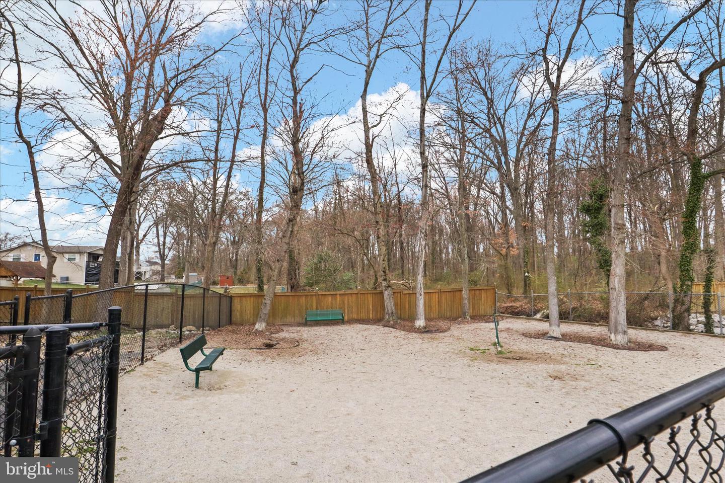 8180 FERNLAKE CT, ALEXANDRIA, Virginia 22309, 4 Bedrooms Bedrooms, ,3 BathroomsBathrooms,Residential,For sale,8180 FERNLAKE CT,VAFX2279320 MLS # VAFX2279320