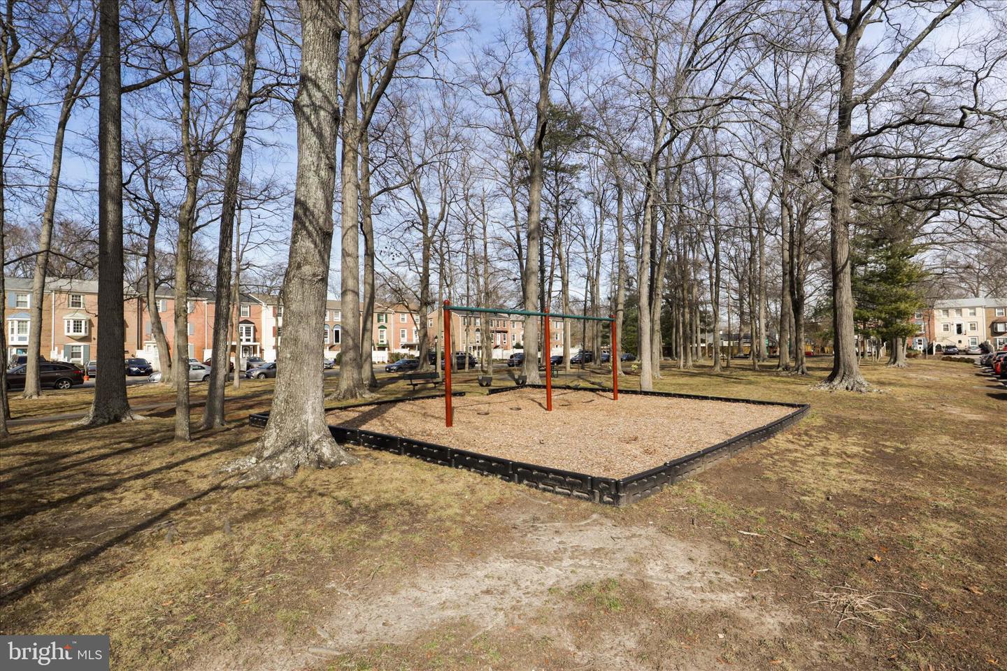 8180 FERNLAKE CT, ALEXANDRIA, Virginia 22309, 4 Bedrooms Bedrooms, ,3 BathroomsBathrooms,Residential,For sale,8180 FERNLAKE CT,VAFX2279320 MLS # VAFX2279320