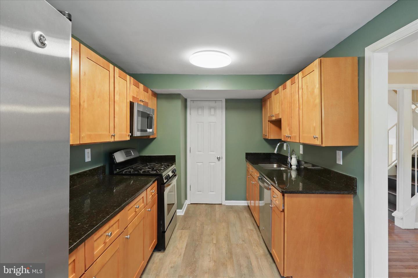 8180 FERNLAKE CT, ALEXANDRIA, Virginia 22309, 4 Bedrooms Bedrooms, ,3 BathroomsBathrooms,Residential,For sale,8180 FERNLAKE CT,VAFX2279320 MLS # VAFX2279320