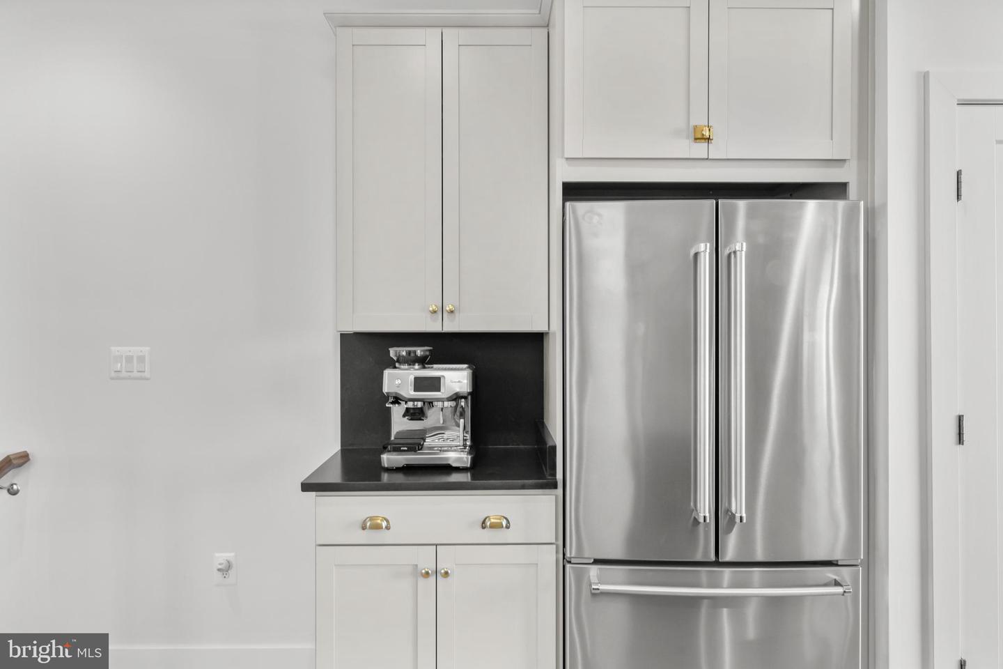 22962 SULLIVANS COVE SQ, BRAMBLETON, Virginia 20148, 4 Bedrooms Bedrooms, ,3 BathroomsBathrooms,Residential,For sale,22962 SULLIVANS COVE SQ,VALO2111210 MLS # VALO2111210