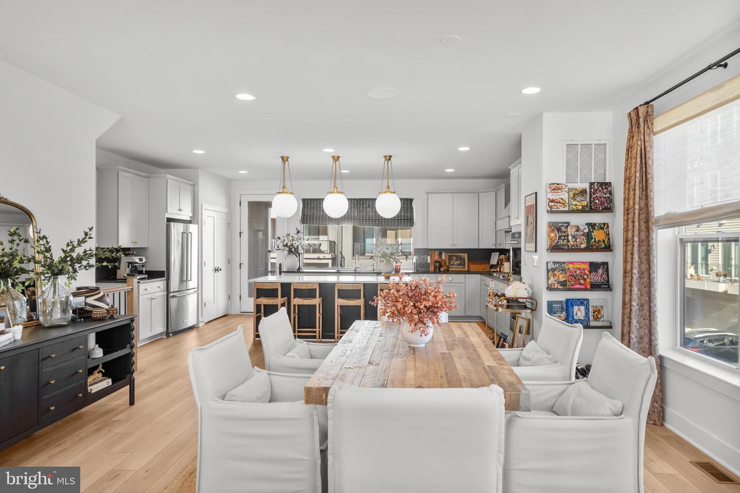 22962 SULLIVANS COVE SQ, BRAMBLETON, Virginia 20148, 4 Bedrooms Bedrooms, ,3 BathroomsBathrooms,Residential,For sale,22962 SULLIVANS COVE SQ,VALO2111210 MLS # VALO2111210