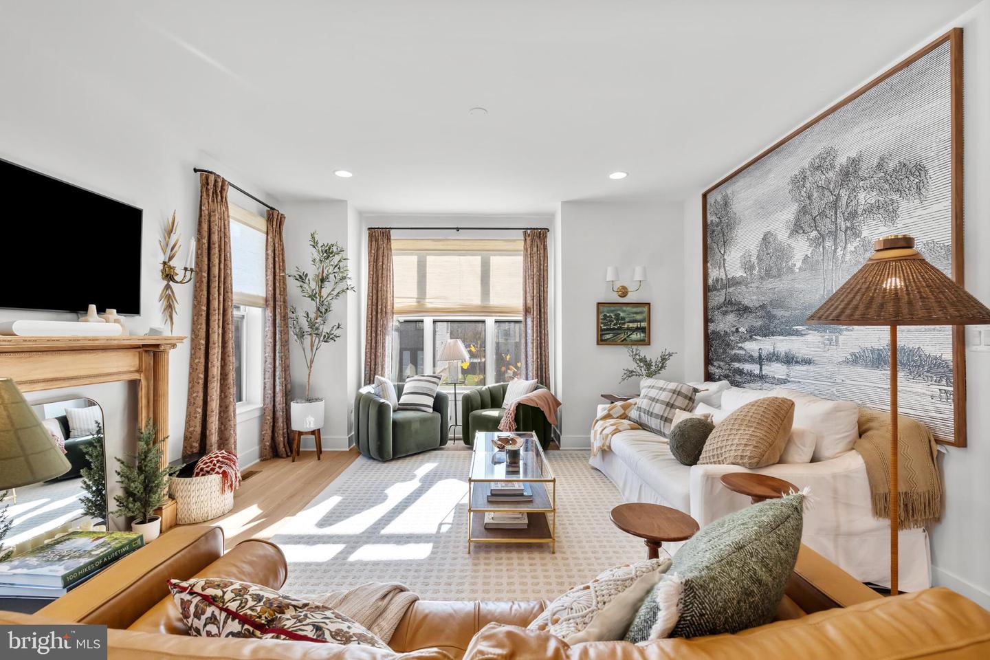 22962 SULLIVANS COVE SQ, BRAMBLETON, Virginia 20148, 4 Bedrooms Bedrooms, ,3 BathroomsBathrooms,Residential,For sale,22962 SULLIVANS COVE SQ,VALO2111210 MLS # VALO2111210