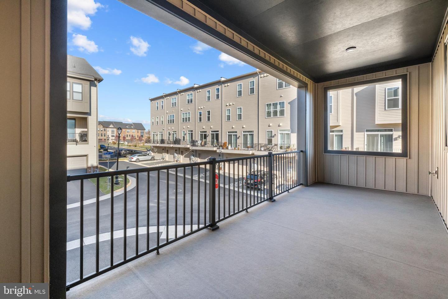 22962 SULLIVANS COVE SQ, BRAMBLETON, Virginia 20148, 4 Bedrooms Bedrooms, ,3 BathroomsBathrooms,Residential,For sale,22962 SULLIVANS COVE SQ,VALO2111210 MLS # VALO2111210