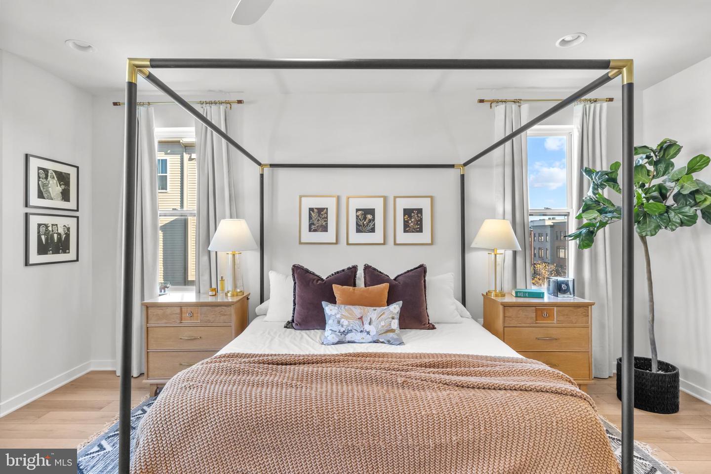 22962 SULLIVANS COVE SQ, BRAMBLETON, Virginia 20148, 4 Bedrooms Bedrooms, ,3 BathroomsBathrooms,Residential,For sale,22962 SULLIVANS COVE SQ,VALO2111210 MLS # VALO2111210