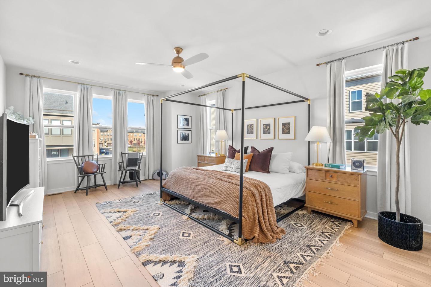 22962 SULLIVANS COVE SQ, BRAMBLETON, Virginia 20148, 4 Bedrooms Bedrooms, ,3 BathroomsBathrooms,Residential,For sale,22962 SULLIVANS COVE SQ,VALO2111210 MLS # VALO2111210