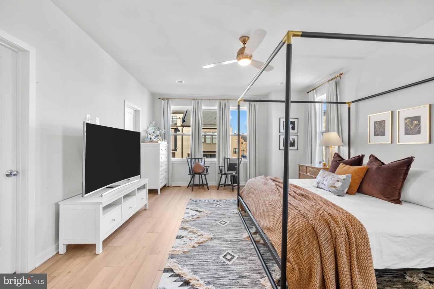 22962 SULLIVANS COVE SQ, BRAMBLETON, Virginia 20148, 4 Bedrooms Bedrooms, ,3 BathroomsBathrooms,Residential,For sale,22962 SULLIVANS COVE SQ,VALO2111210 MLS # VALO2111210