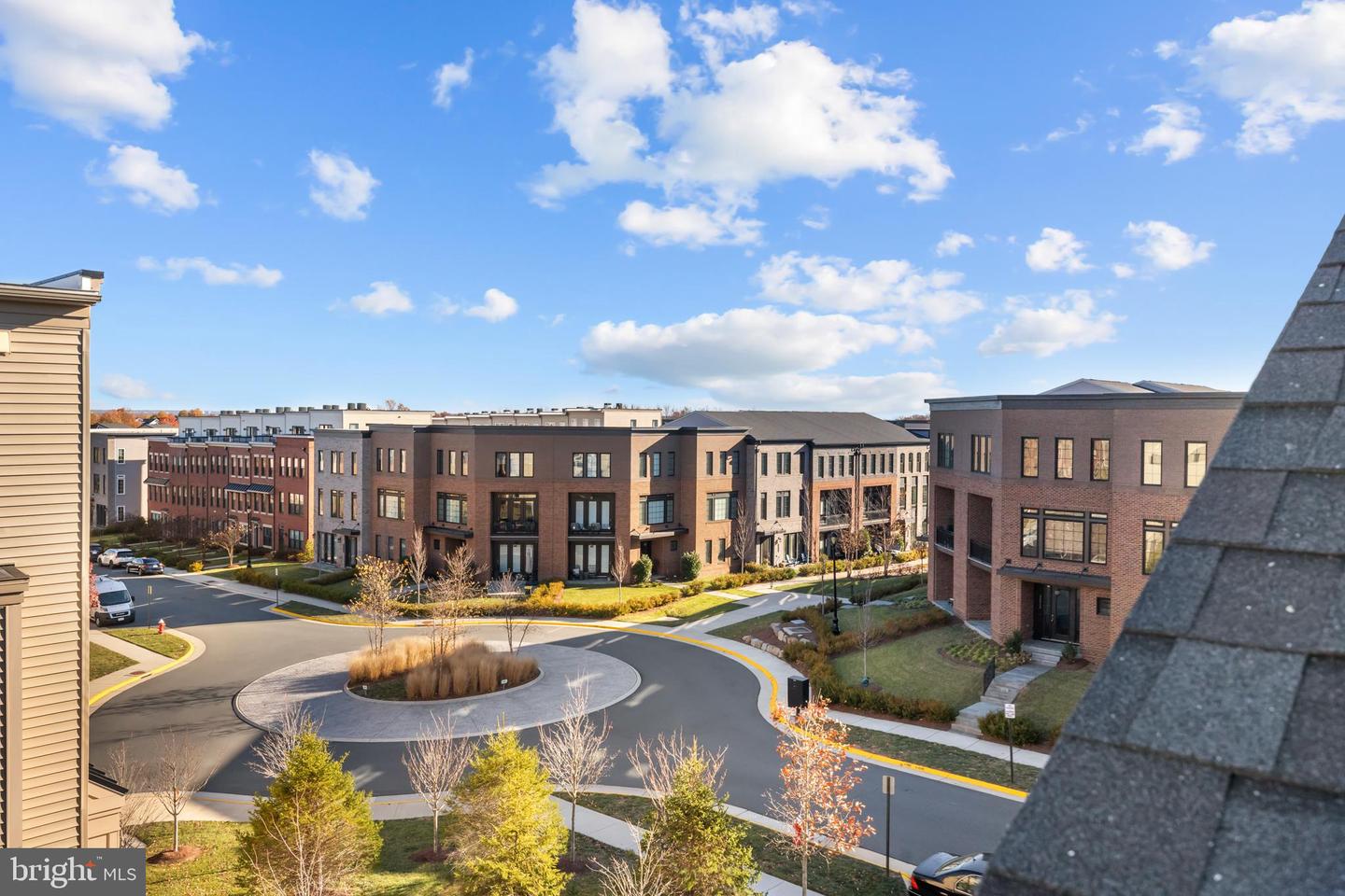 22962 SULLIVANS COVE SQ, BRAMBLETON, Virginia 20148, 4 Bedrooms Bedrooms, ,3 BathroomsBathrooms,Residential,For sale,22962 SULLIVANS COVE SQ,VALO2111210 MLS # VALO2111210