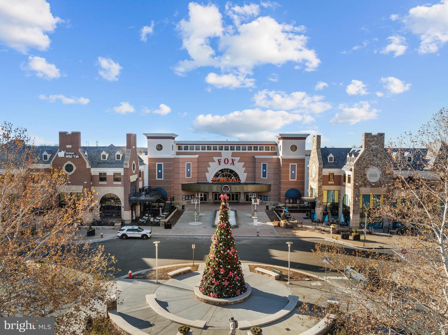 22962 SULLIVANS COVE SQ, BRAMBLETON, Virginia 20148, 4 Bedrooms Bedrooms, ,3 BathroomsBathrooms,Residential,For sale,22962 SULLIVANS COVE SQ,VALO2111210 MLS # VALO2111210