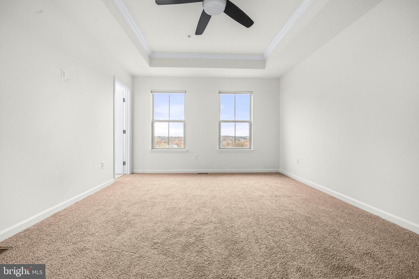 3139 FORT LINCOLN DR NE, WASHINGTON, District Of Columbia 20018, 4 Bedrooms Bedrooms, ,4 BathroomsBathrooms,Residential,For sale,3139 FORT LINCOLN DR NE,DCDC2232044 MLS # DCDC2232044