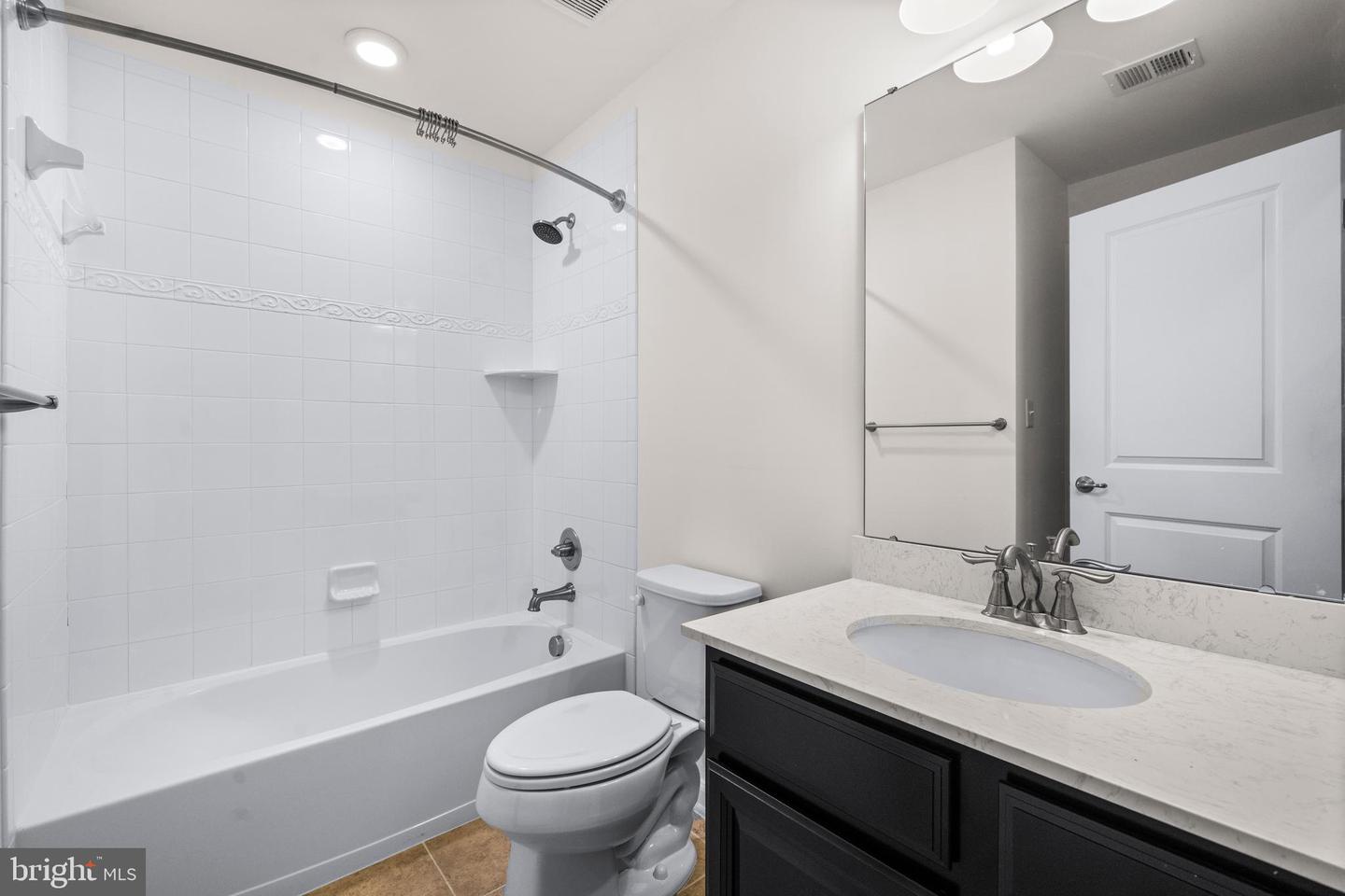 3139 FORT LINCOLN DR NE, WASHINGTON, District Of Columbia 20018, 4 Bedrooms Bedrooms, ,4 BathroomsBathrooms,Residential,For sale,3139 FORT LINCOLN DR NE,DCDC2232044 MLS # DCDC2232044