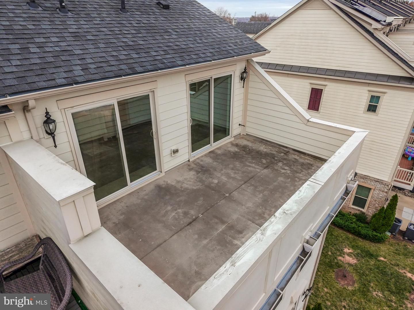 3139 FORT LINCOLN DR NE, WASHINGTON, District Of Columbia 20018, 4 Bedrooms Bedrooms, ,4 BathroomsBathrooms,Residential,For sale,3139 FORT LINCOLN DR NE,DCDC2232044 MLS # DCDC2232044