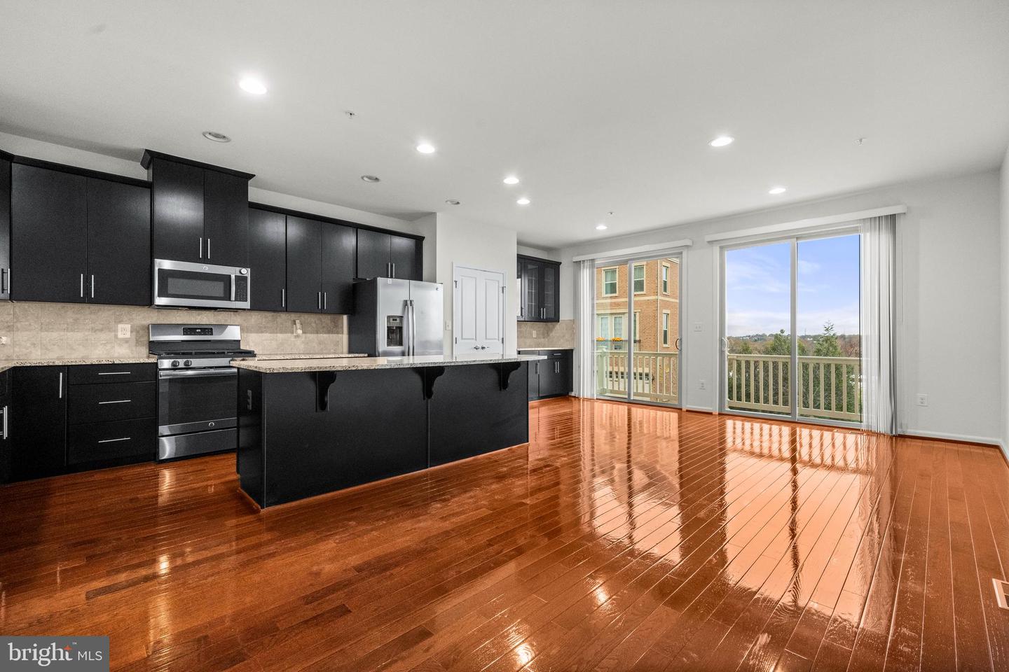 3139 FORT LINCOLN DR NE, WASHINGTON, District Of Columbia 20018, 4 Bedrooms Bedrooms, ,4 BathroomsBathrooms,Residential,For sale,3139 FORT LINCOLN DR NE,DCDC2232044 MLS # DCDC2232044