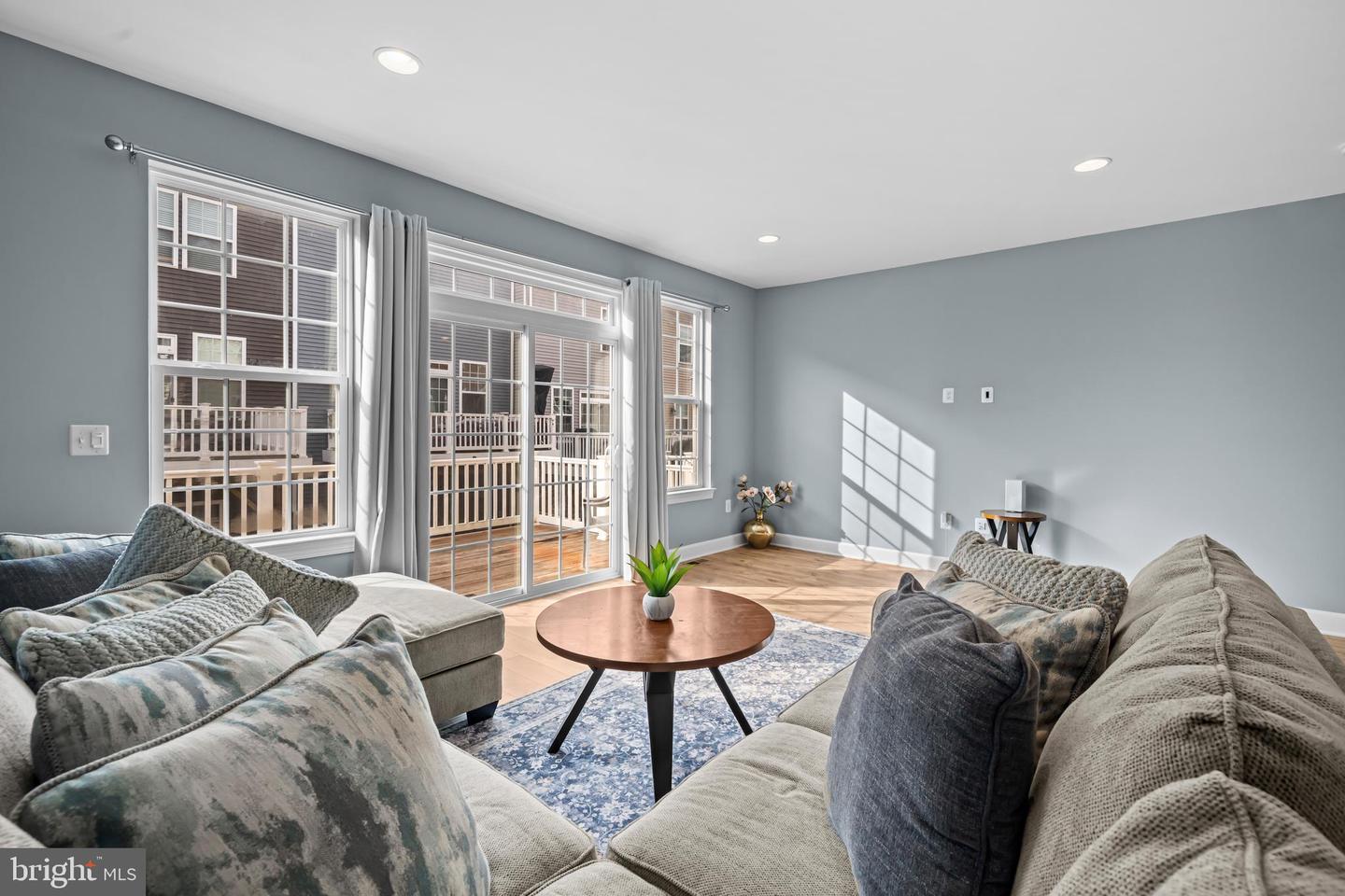 6070 CAMERONS FERRY DR, HAYMARKET, Virginia 20169, 4 Bedrooms Bedrooms, ,3 BathroomsBathrooms,Residential,For sale,6070 CAMERONS FERRY DR,VAPW2107862 MLS # VAPW2107862 6070 CAMERONS FERRY DR, HAYMARKET, Virginia 20169, 4 Bedrooms Bedrooms, ,3 BathroomsBathrooms,Residential,For sale,6070 CAMERONS FERRY DR,VAPW2107862 MLS # VAPW2107862