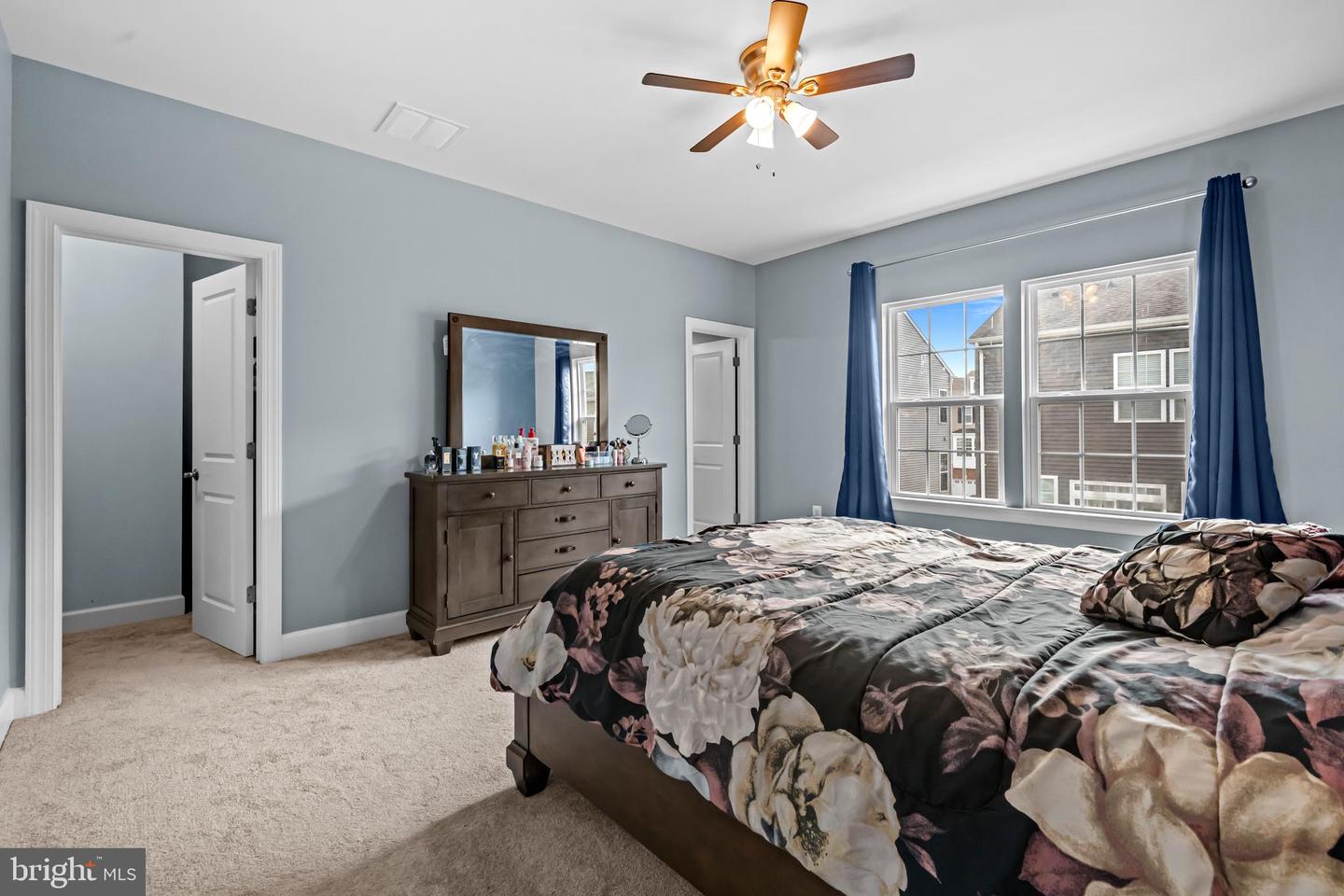 6070 CAMERONS FERRY DR, HAYMARKET, Virginia 20169, 4 Bedrooms Bedrooms, ,3 BathroomsBathrooms,Residential,For sale,6070 CAMERONS FERRY DR,VAPW2107862 MLS # VAPW2107862 6070 CAMERONS FERRY DR, HAYMARKET, Virginia 20169, 4 Bedrooms Bedrooms, ,3 BathroomsBathrooms,Residential,For sale,6070 CAMERONS FERRY DR,VAPW2107862 MLS # VAPW2107862