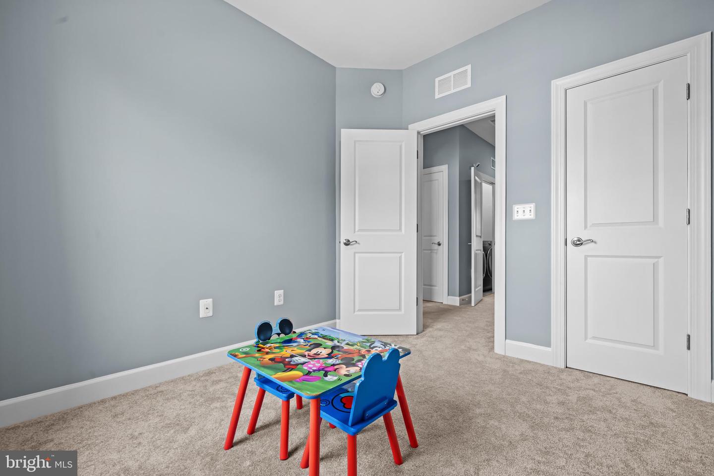 6070 CAMERONS FERRY DR, HAYMARKET, Virginia 20169, 4 Bedrooms Bedrooms, ,3 BathroomsBathrooms,Residential,For sale,6070 CAMERONS FERRY DR,VAPW2107862 MLS # VAPW2107862 6070 CAMERONS FERRY DR, HAYMARKET, Virginia 20169, 4 Bedrooms Bedrooms, ,3 BathroomsBathrooms,Residential,For sale,6070 CAMERONS FERRY DR,VAPW2107862 MLS # VAPW2107862