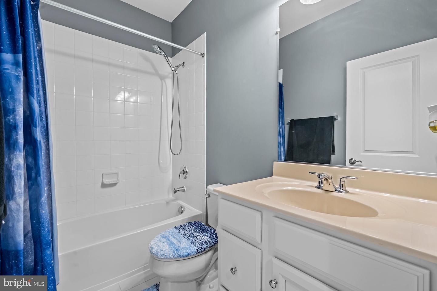 6070 CAMERONS FERRY DR, HAYMARKET, Virginia 20169, 4 Bedrooms Bedrooms, ,3 BathroomsBathrooms,Residential,For sale,6070 CAMERONS FERRY DR,VAPW2107862 MLS # VAPW2107862 6070 CAMERONS FERRY DR, HAYMARKET, Virginia 20169, 4 Bedrooms Bedrooms, ,3 BathroomsBathrooms,Residential,For sale,6070 CAMERONS FERRY DR,VAPW2107862 MLS # VAPW2107862