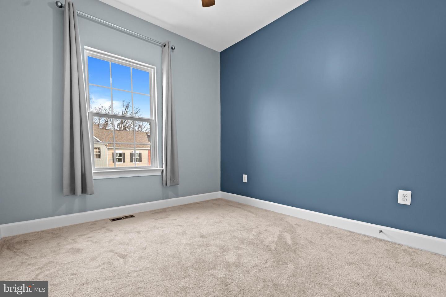 6070 CAMERONS FERRY DR, HAYMARKET, Virginia 20169, 4 Bedrooms Bedrooms, ,3 BathroomsBathrooms,Residential,For sale,6070 CAMERONS FERRY DR,VAPW2107862 MLS # VAPW2107862 6070 CAMERONS FERRY DR, HAYMARKET, Virginia 20169, 4 Bedrooms Bedrooms, ,3 BathroomsBathrooms,Residential,For sale,6070 CAMERONS FERRY DR,VAPW2107862 MLS # VAPW2107862