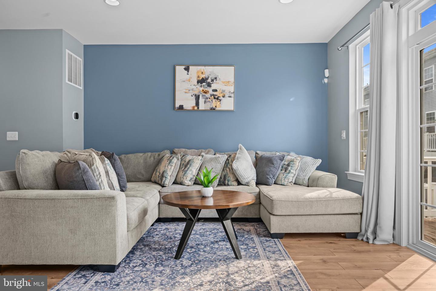 6070 CAMERONS FERRY DR, HAYMARKET, Virginia 20169, 4 Bedrooms Bedrooms, ,3 BathroomsBathrooms,Residential,For sale,6070 CAMERONS FERRY DR,VAPW2107862 MLS # VAPW2107862 6070 CAMERONS FERRY DR, HAYMARKET, Virginia 20169, 4 Bedrooms Bedrooms, ,3 BathroomsBathrooms,Residential,For sale,6070 CAMERONS FERRY DR,VAPW2107862 MLS # VAPW2107862