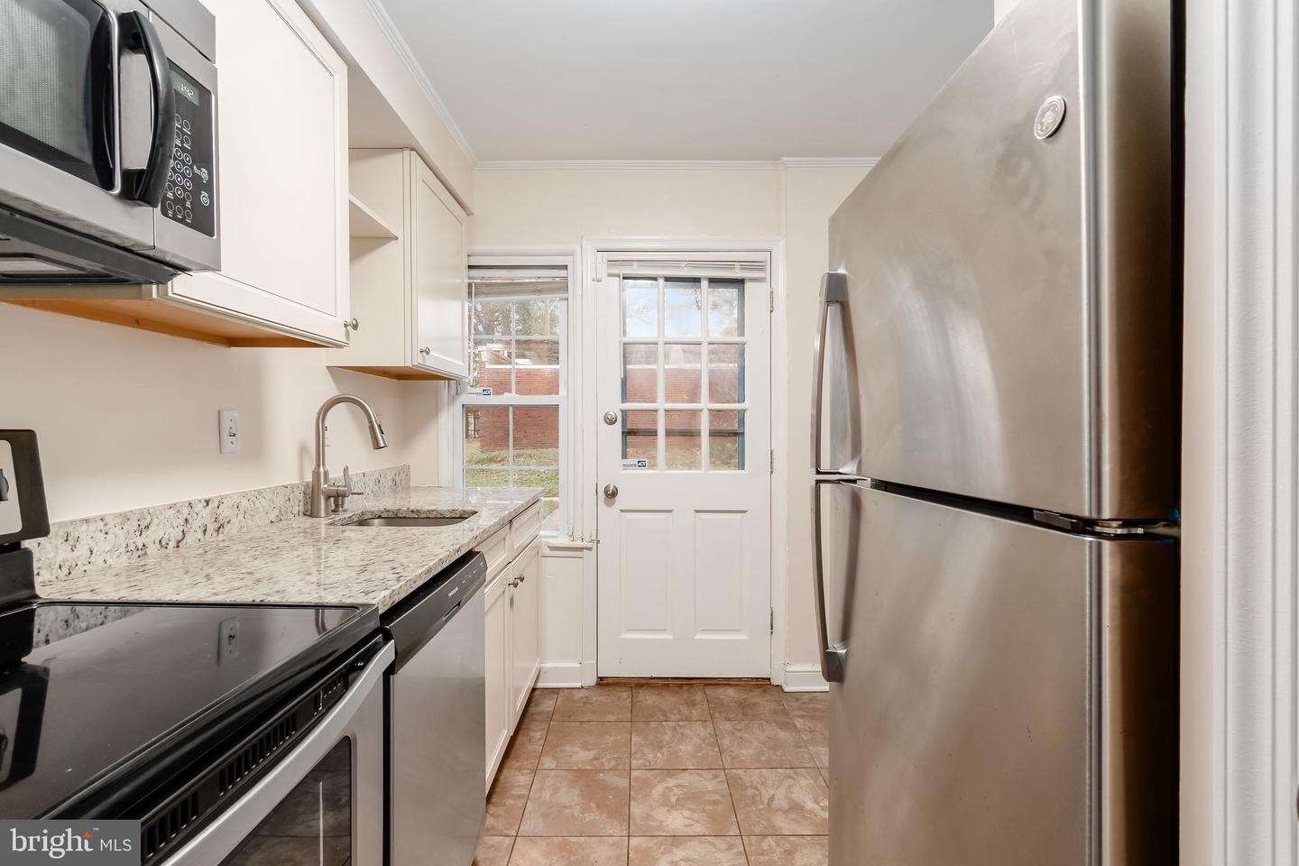 2123 SUITLAND TER SE #B, WASHINGTON, District Of Columbia 20020, 2 Bedrooms Bedrooms, ,1 BathroomBathrooms,Residential,For sale,2123 SUITLAND TER SE #B,DCDC2232062 MLS # DCDC2232062