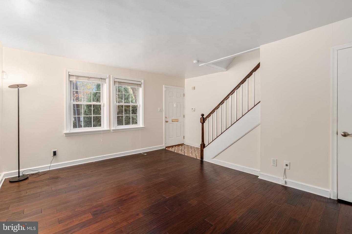 2123 SUITLAND TER SE #B, WASHINGTON, District Of Columbia 20020, 2 Bedrooms Bedrooms, ,1 BathroomBathrooms,Residential,For sale,2123 SUITLAND TER SE #B,DCDC2232062 MLS # DCDC2232062