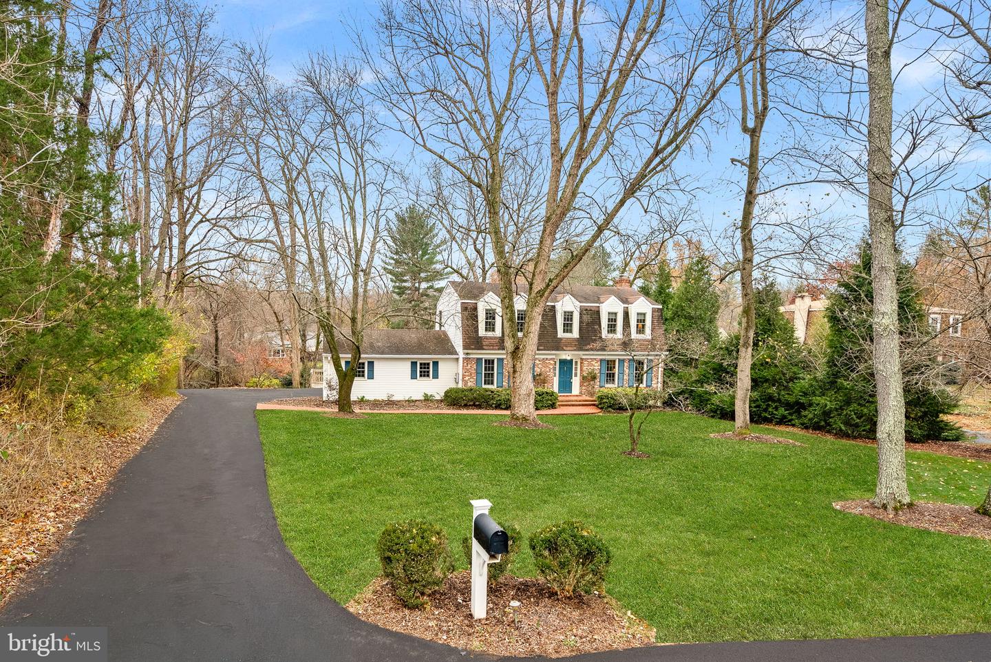 10207 OXFORDSHIRE RD, GREAT FALLS, Virginia 22066, 3 Bedrooms Bedrooms, ,2 BathroomsBathrooms,Residential,For sale,10207 OXFORDSHIRE RD,VAFX2279386 MLS # VAFX2279386