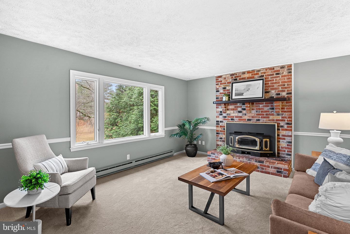 10207 OXFORDSHIRE RD, GREAT FALLS, Virginia 22066, 3 Bedrooms Bedrooms, ,2 BathroomsBathrooms,Residential,For sale,10207 OXFORDSHIRE RD,VAFX2279386 MLS # VAFX2279386