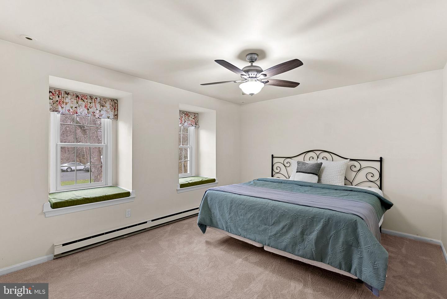 10207 OXFORDSHIRE RD, GREAT FALLS, Virginia 22066, 3 Bedrooms Bedrooms, ,2 BathroomsBathrooms,Residential,For sale,10207 OXFORDSHIRE RD,VAFX2279386 MLS # VAFX2279386