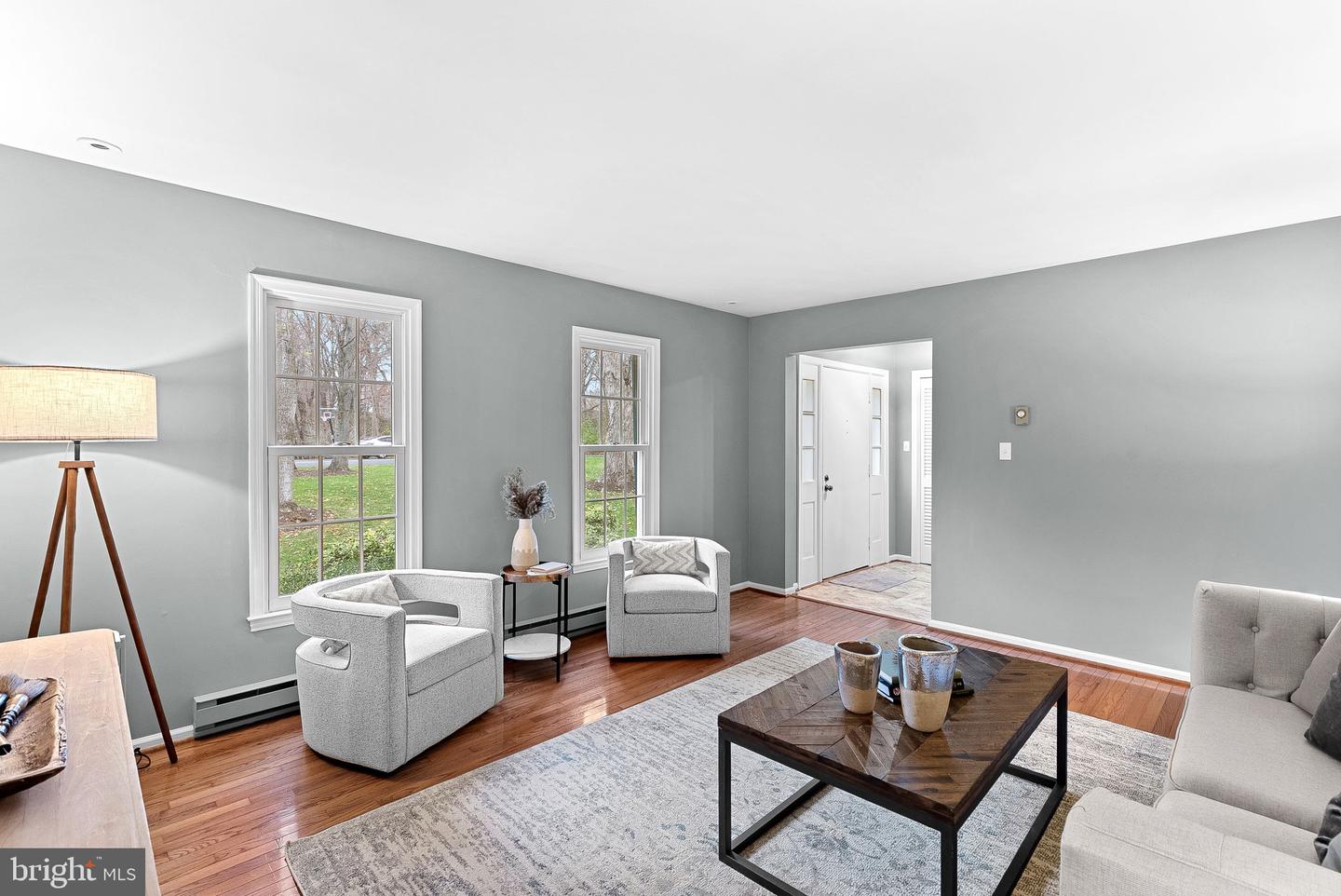 10207 OXFORDSHIRE RD, GREAT FALLS, Virginia 22066, 3 Bedrooms Bedrooms, ,2 BathroomsBathrooms,Residential,For sale,10207 OXFORDSHIRE RD,VAFX2279386 MLS # VAFX2279386