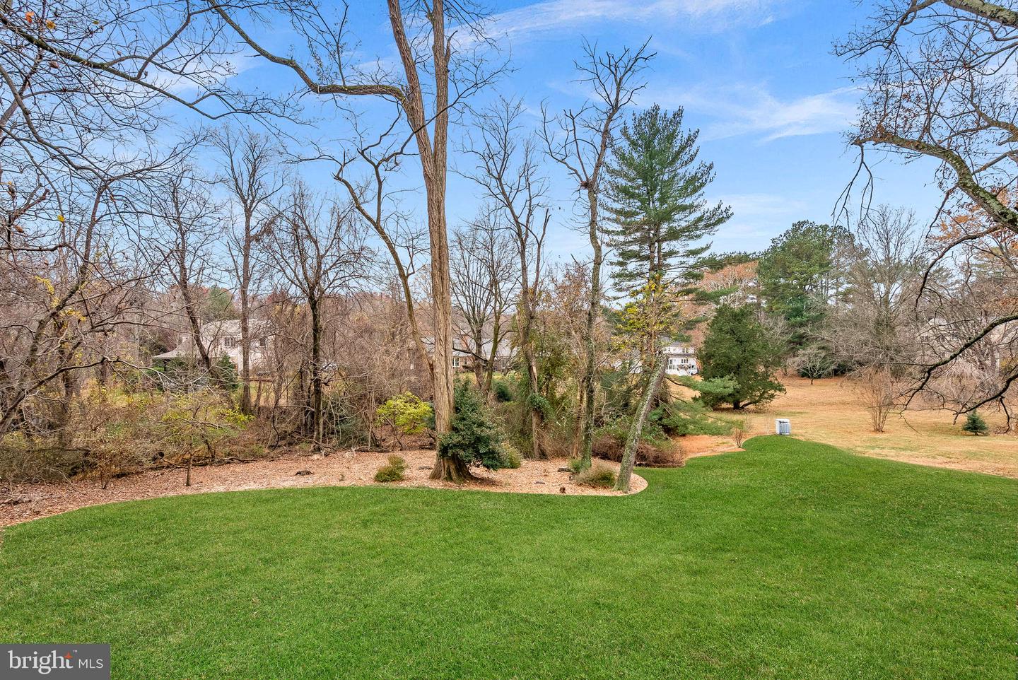 10207 OXFORDSHIRE RD, GREAT FALLS, Virginia 22066, 3 Bedrooms Bedrooms, ,2 BathroomsBathrooms,Residential,For sale,10207 OXFORDSHIRE RD,VAFX2279386 MLS # VAFX2279386