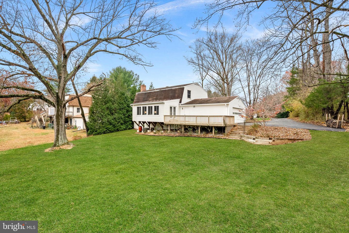 10207 OXFORDSHIRE RD, GREAT FALLS, Virginia 22066, 3 Bedrooms Bedrooms, ,2 BathroomsBathrooms,Residential,For sale,10207 OXFORDSHIRE RD,VAFX2279386 MLS # VAFX2279386