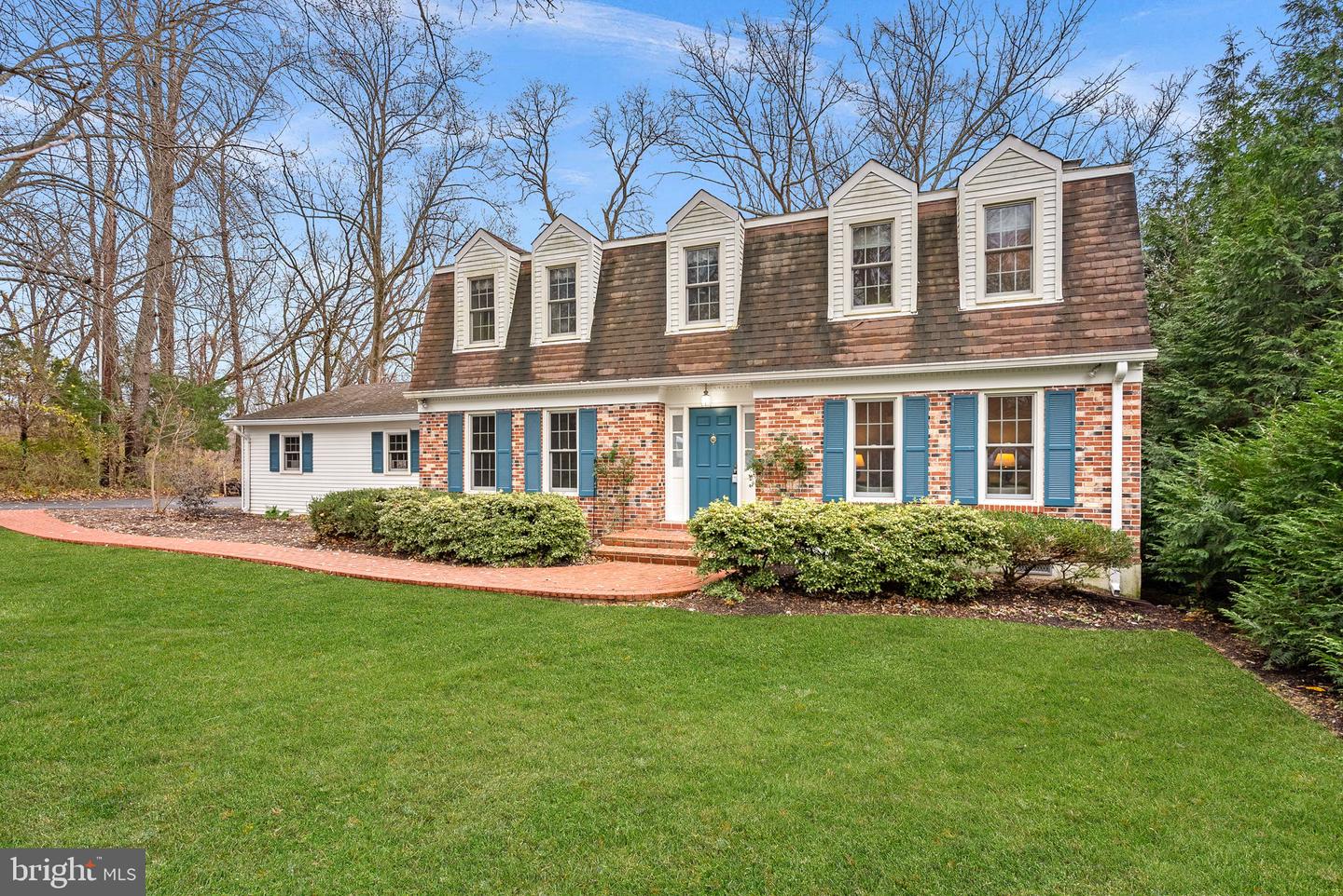 10207 OXFORDSHIRE RD, GREAT FALLS, Virginia 22066, 3 Bedrooms Bedrooms, ,2 BathroomsBathrooms,Residential,For sale,10207 OXFORDSHIRE RD,VAFX2279386 MLS # VAFX2279386