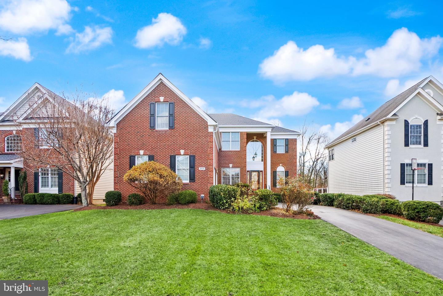 20116 WHISTLING STRAITS PL, ASHBURN, Virginia 20147, 5 Bedrooms Bedrooms, 18 Rooms Rooms,4 BathroomsBathrooms,Residential,For sale,20116 WHISTLING STRAITS PL,VALO2111236 MLS # VALO2111236