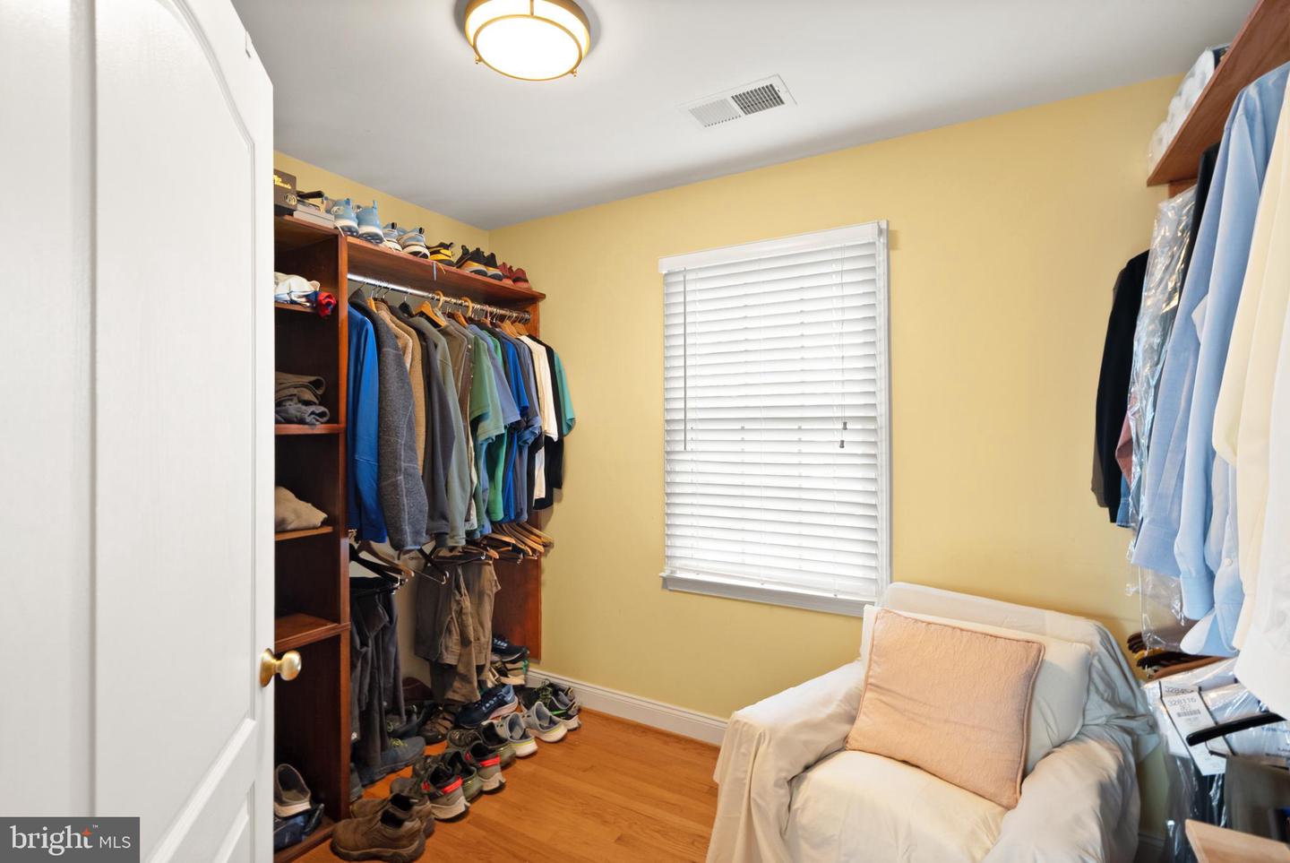 20116 WHISTLING STRAITS PL, ASHBURN, Virginia 20147, 5 Bedrooms Bedrooms, 18 Rooms Rooms,4 BathroomsBathrooms,Residential,For sale,20116 WHISTLING STRAITS PL,VALO2111236 MLS # VALO2111236