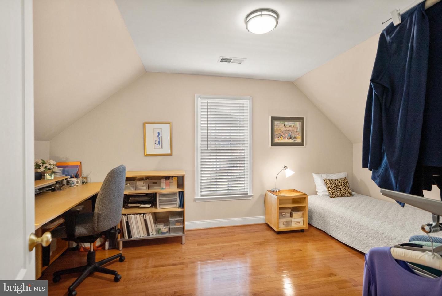 20116 WHISTLING STRAITS PL, ASHBURN, Virginia 20147, 5 Bedrooms Bedrooms, 18 Rooms Rooms,4 BathroomsBathrooms,Residential,For sale,20116 WHISTLING STRAITS PL,VALO2111236 MLS # VALO2111236