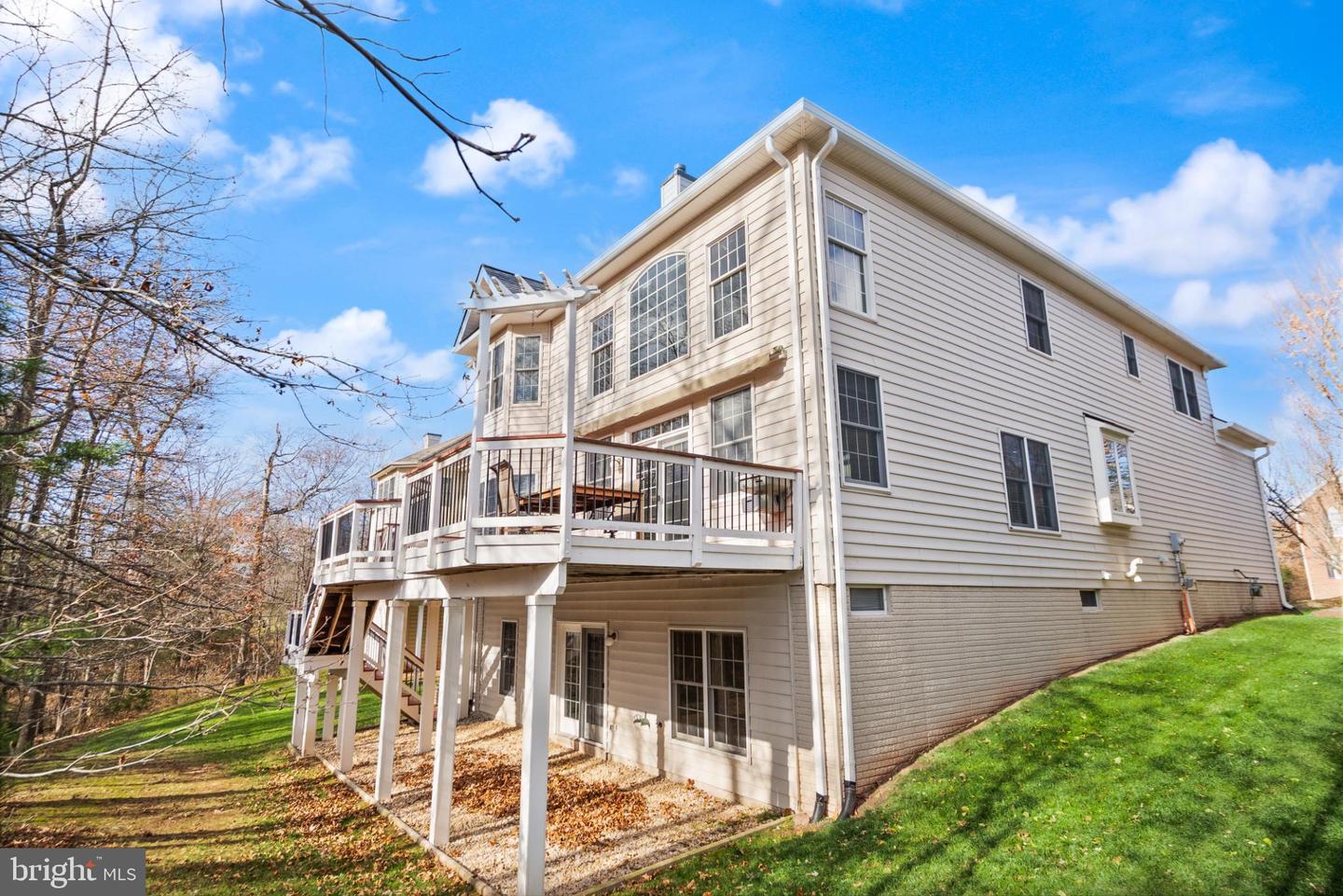 20116 WHISTLING STRAITS PL, ASHBURN, Virginia 20147, 5 Bedrooms Bedrooms, 18 Rooms Rooms,4 BathroomsBathrooms,Residential,For sale,20116 WHISTLING STRAITS PL,VALO2111236 MLS # VALO2111236