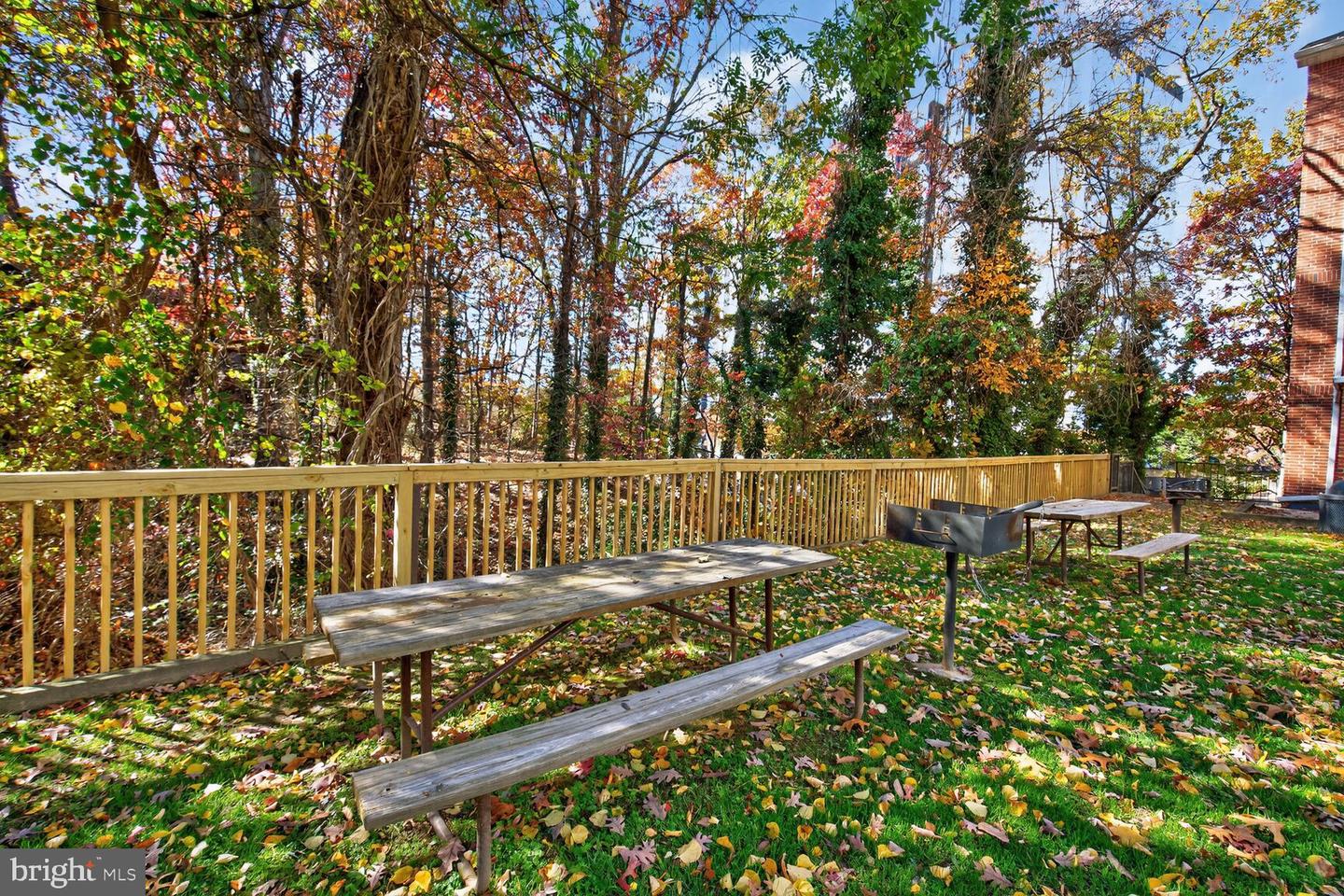 3307 WYNDHAM CIR #4165, ALEXANDRIA, Virginia 22302, 1 Bedroom Bedrooms, ,1 BathroomBathrooms,Residential,For sale,3307 WYNDHAM CIR #4165,VAAX2051868 MLS # VAAX2051868