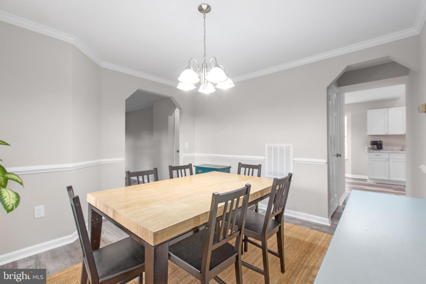 86 DEBBIE DR, FREDERICKSBURG, Virginia 22406, 5 Bedrooms Bedrooms, ,2 BathroomsBathrooms,Residential,For sale,86 DEBBIE DR,VAST2044282 MLS # VAST2044282