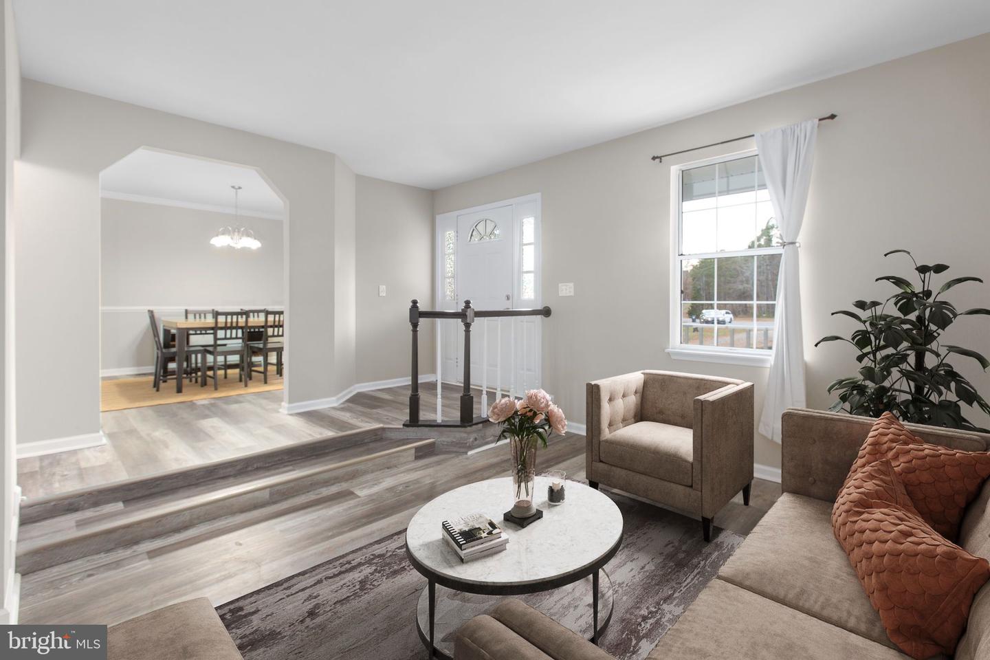 86 DEBBIE DR, FREDERICKSBURG, Virginia 22406, 5 Bedrooms Bedrooms, ,2 BathroomsBathrooms,Residential,For sale,86 DEBBIE DR,VAST2044282 MLS # VAST2044282