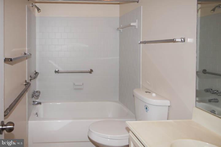 3142 SEARSMONT PL, HERNDON, Virginia 20171, 3 Bedrooms Bedrooms, ,2 BathroomsBathrooms,Residential,For sale,3142 SEARSMONT PL,VAFX2279480 MLS # VAFX2279480 3142 SEARSMONT PL, HERNDON, Virginia 20171, 3 Bedrooms Bedrooms, ,2 BathroomsBathrooms,Residential,For sale,3142 SEARSMONT PL,VAFX2279480 MLS # VAFX2279480