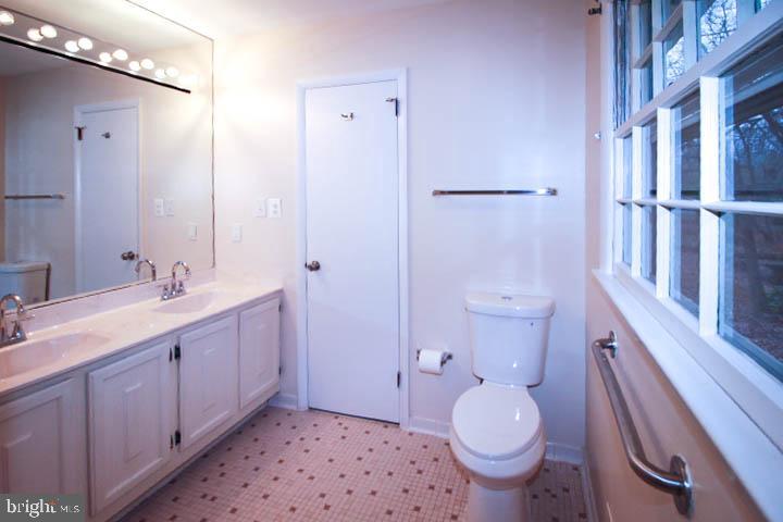 3142 SEARSMONT PL, HERNDON, Virginia 20171, 3 Bedrooms Bedrooms, ,2 BathroomsBathrooms,Residential,For sale,3142 SEARSMONT PL,VAFX2279480 MLS # VAFX2279480 3142 SEARSMONT PL, HERNDON, Virginia 20171, 3 Bedrooms Bedrooms, ,2 BathroomsBathrooms,Residential,For sale,3142 SEARSMONT PL,VAFX2279480 MLS # VAFX2279480