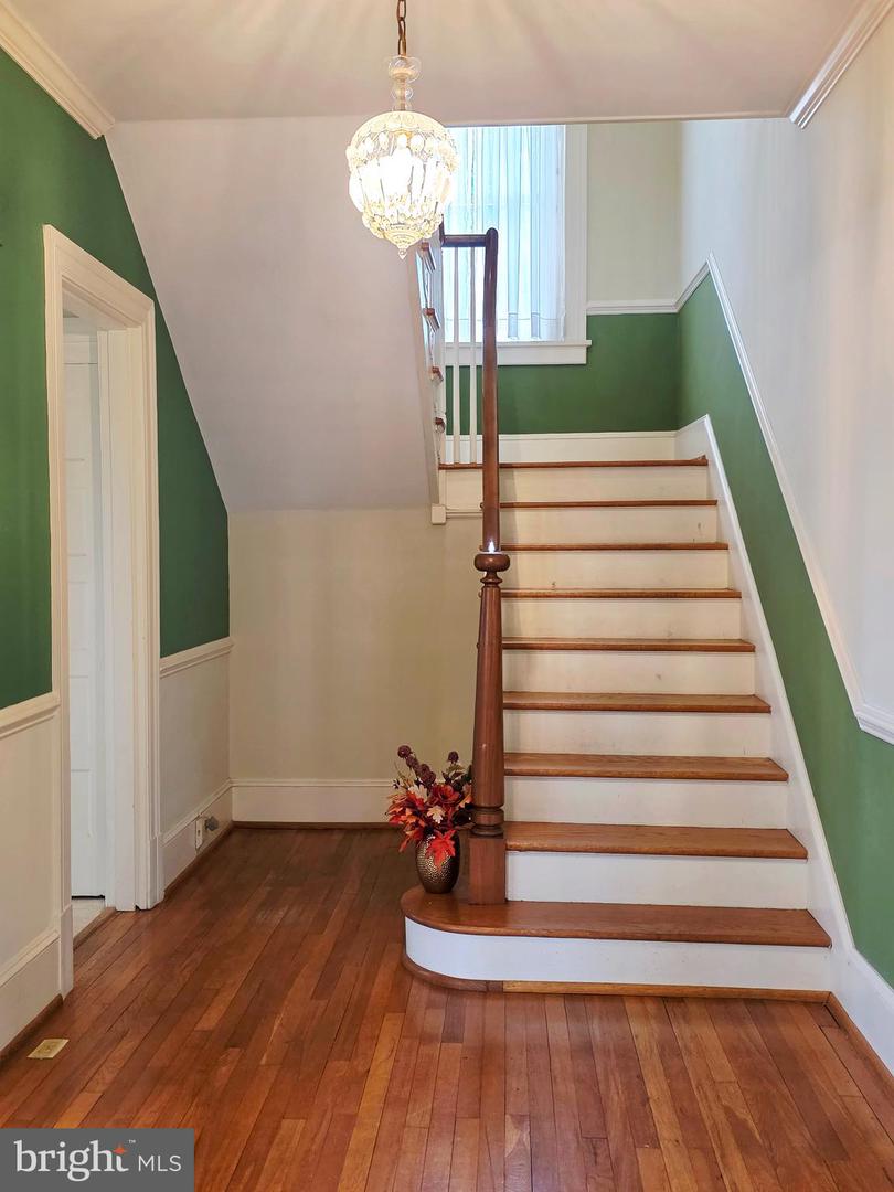 510 S WASHINGTON ST, WINCHESTER, Virginia 22601, 3 Bedrooms Bedrooms, ,1 BathroomBathrooms,Residential,For sale,510 S WASHINGTON ST,VAWI2009488 MLS # VAWI2009488 510 S WASHINGTON ST, WINCHESTER, Virginia 22601, 3 Bedrooms Bedrooms, ,1 BathroomBathrooms,Residential,For sale,510 S WASHINGTON ST,VAWI2009488 MLS # VAWI2009488