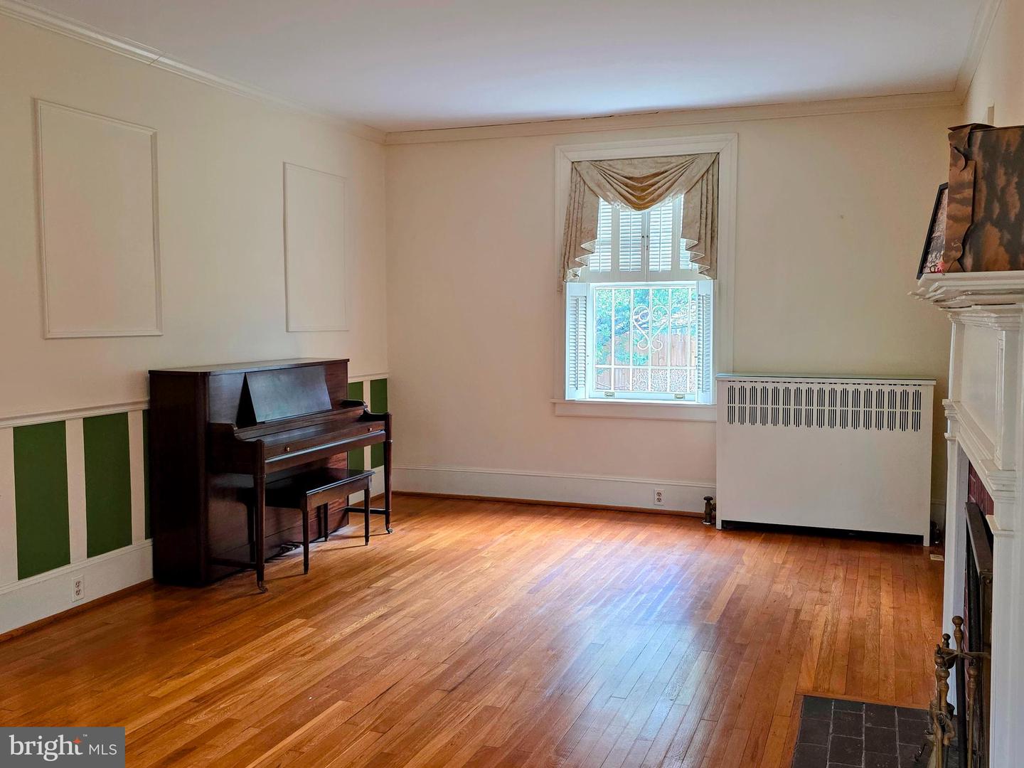 510 S WASHINGTON ST, WINCHESTER, Virginia 22601, 3 Bedrooms Bedrooms, ,1 BathroomBathrooms,Residential,For sale,510 S WASHINGTON ST,VAWI2009488 MLS # VAWI2009488 510 S WASHINGTON ST, WINCHESTER, Virginia 22601, 3 Bedrooms Bedrooms, ,1 BathroomBathrooms,Residential,For sale,510 S WASHINGTON ST,VAWI2009488 MLS # VAWI2009488