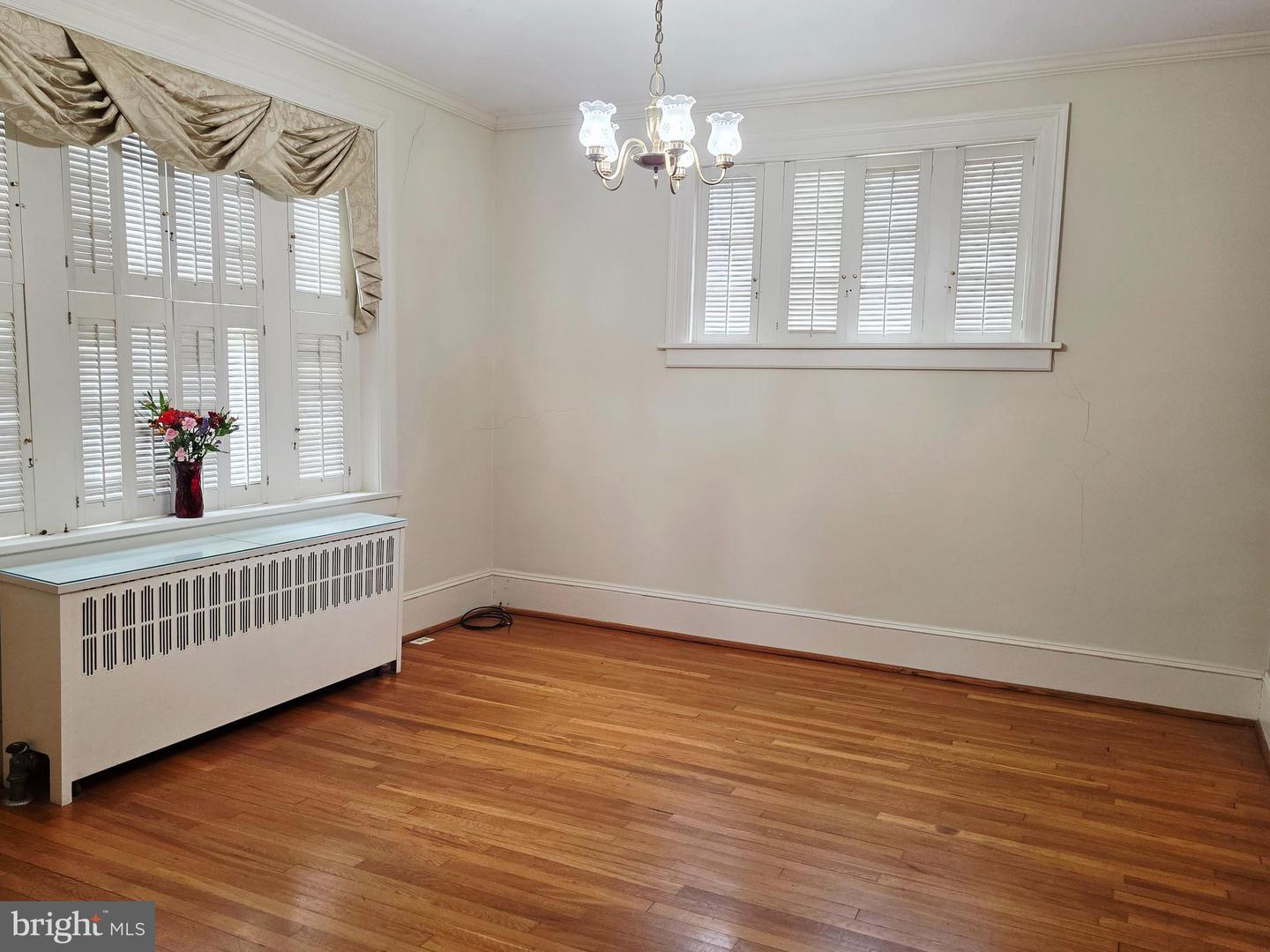 510 S WASHINGTON ST, WINCHESTER, Virginia 22601, 3 Bedrooms Bedrooms, ,1 BathroomBathrooms,Residential,For sale,510 S WASHINGTON ST,VAWI2009488 MLS # VAWI2009488 510 S WASHINGTON ST, WINCHESTER, Virginia 22601, 3 Bedrooms Bedrooms, ,1 BathroomBathrooms,Residential,For sale,510 S WASHINGTON ST,VAWI2009488 MLS # VAWI2009488