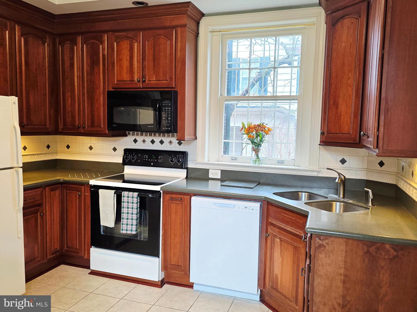 510 S WASHINGTON ST, WINCHESTER, Virginia 22601, 3 Bedrooms Bedrooms, ,1 BathroomBathrooms,Residential,For sale,510 S WASHINGTON ST,VAWI2009488 MLS # VAWI2009488 510 S WASHINGTON ST, WINCHESTER, Virginia 22601, 3 Bedrooms Bedrooms, ,1 BathroomBathrooms,Residential,For sale,510 S WASHINGTON ST,VAWI2009488 MLS # VAWI2009488