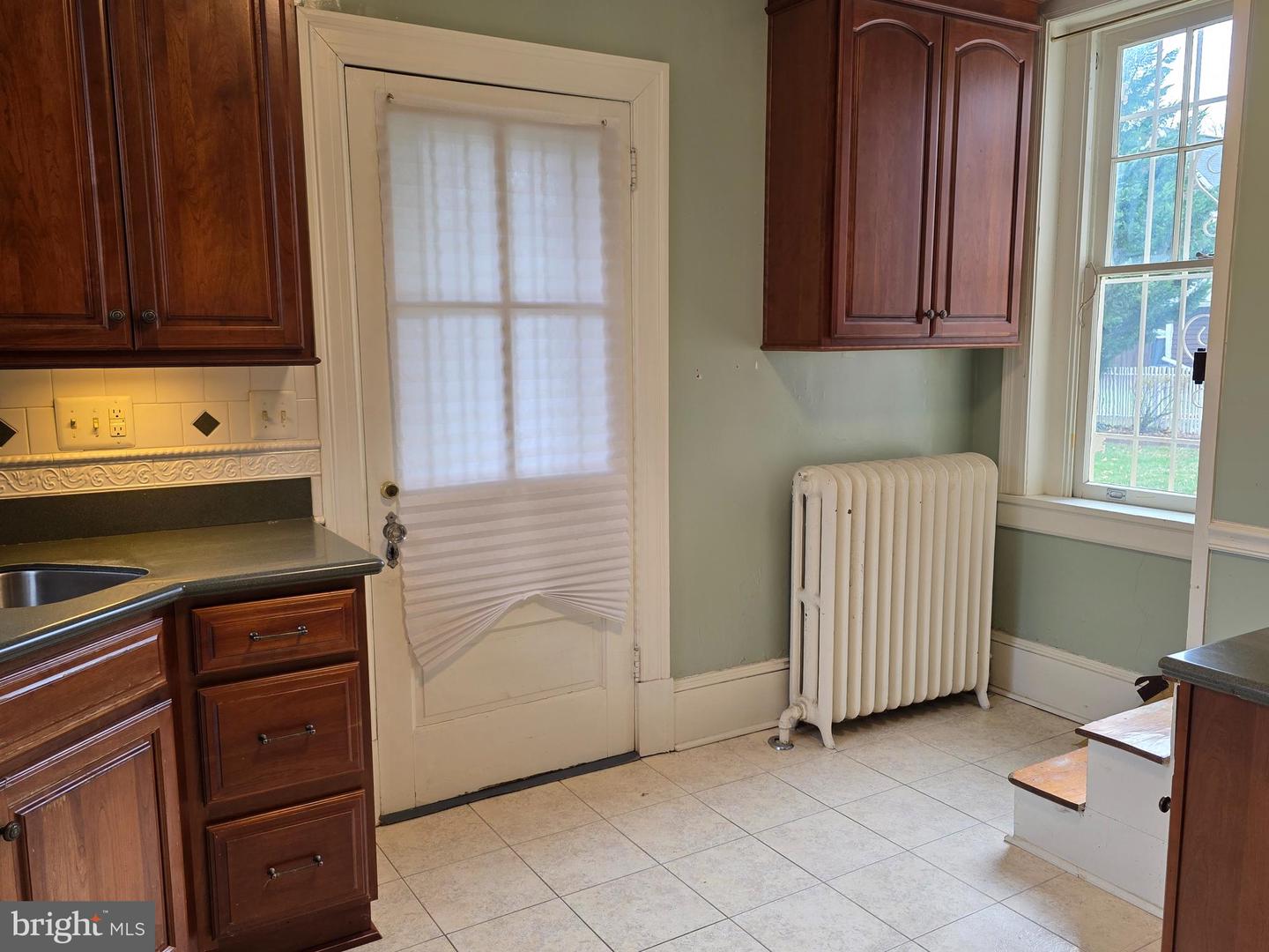 510 S WASHINGTON ST, WINCHESTER, Virginia 22601, 3 Bedrooms Bedrooms, ,1 BathroomBathrooms,Residential,For sale,510 S WASHINGTON ST,VAWI2009488 MLS # VAWI2009488 510 S WASHINGTON ST, WINCHESTER, Virginia 22601, 3 Bedrooms Bedrooms, ,1 BathroomBathrooms,Residential,For sale,510 S WASHINGTON ST,VAWI2009488 MLS # VAWI2009488