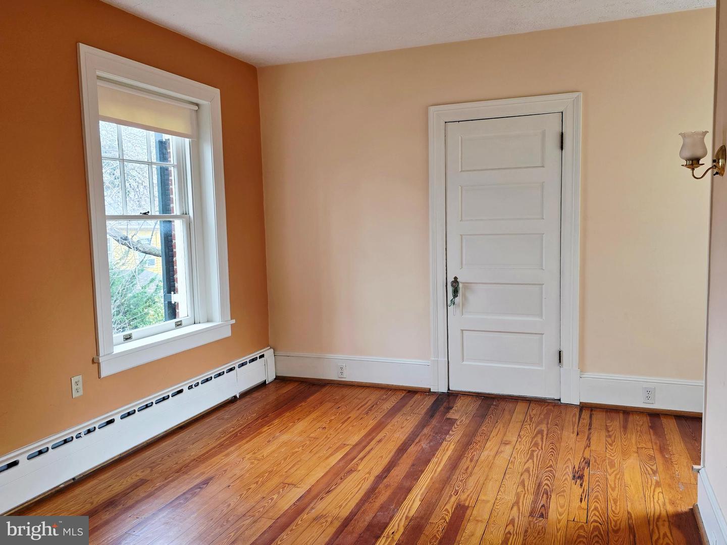 510 S WASHINGTON ST, WINCHESTER, Virginia 22601, 3 Bedrooms Bedrooms, ,1 BathroomBathrooms,Residential,For sale,510 S WASHINGTON ST,VAWI2009488 MLS # VAWI2009488 510 S WASHINGTON ST, WINCHESTER, Virginia 22601, 3 Bedrooms Bedrooms, ,1 BathroomBathrooms,Residential,For sale,510 S WASHINGTON ST,VAWI2009488 MLS # VAWI2009488