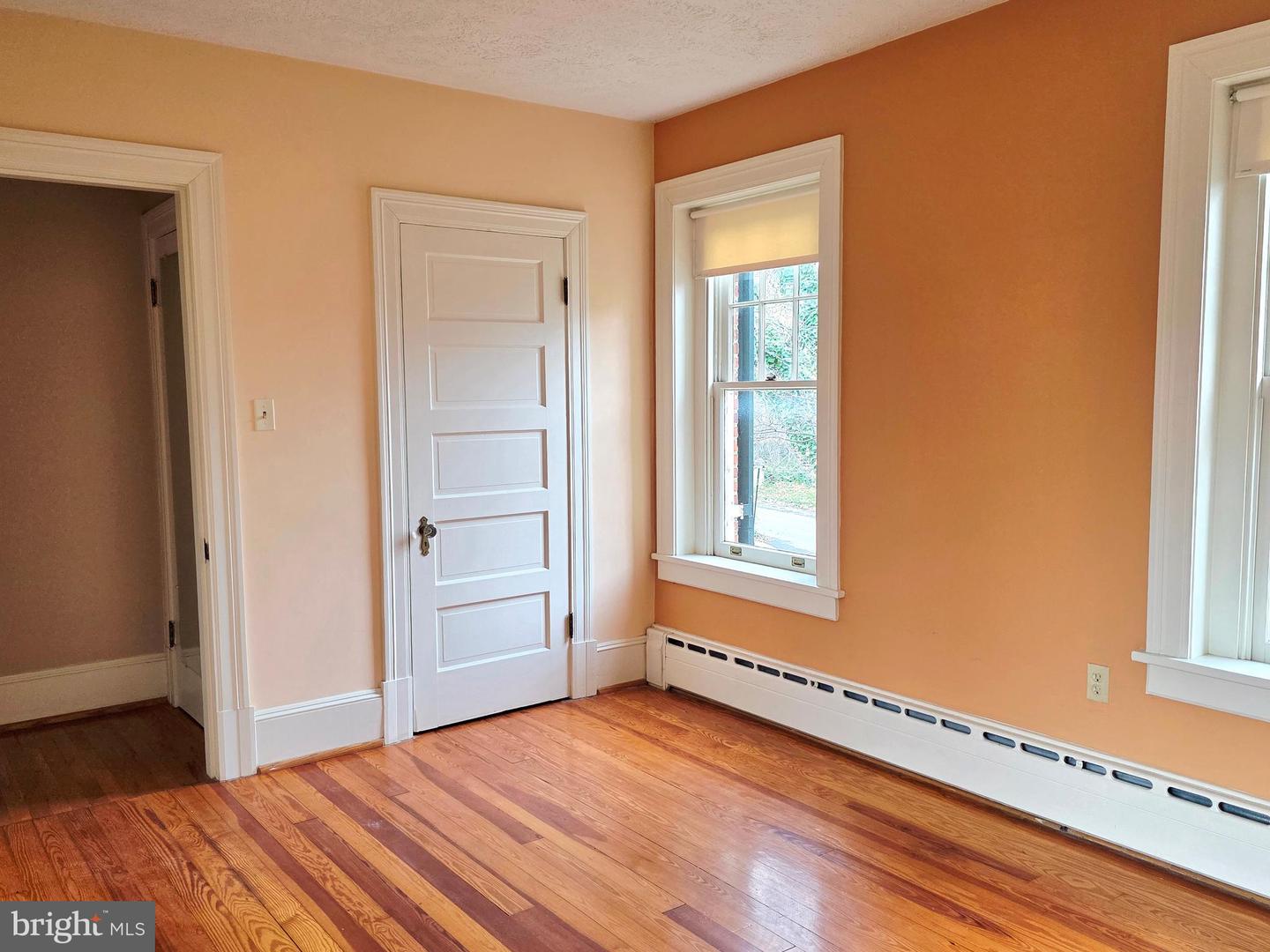 510 S WASHINGTON ST, WINCHESTER, Virginia 22601, 3 Bedrooms Bedrooms, ,1 BathroomBathrooms,Residential,For sale,510 S WASHINGTON ST,VAWI2009488 MLS # VAWI2009488 510 S WASHINGTON ST, WINCHESTER, Virginia 22601, 3 Bedrooms Bedrooms, ,1 BathroomBathrooms,Residential,For sale,510 S WASHINGTON ST,VAWI2009488 MLS # VAWI2009488