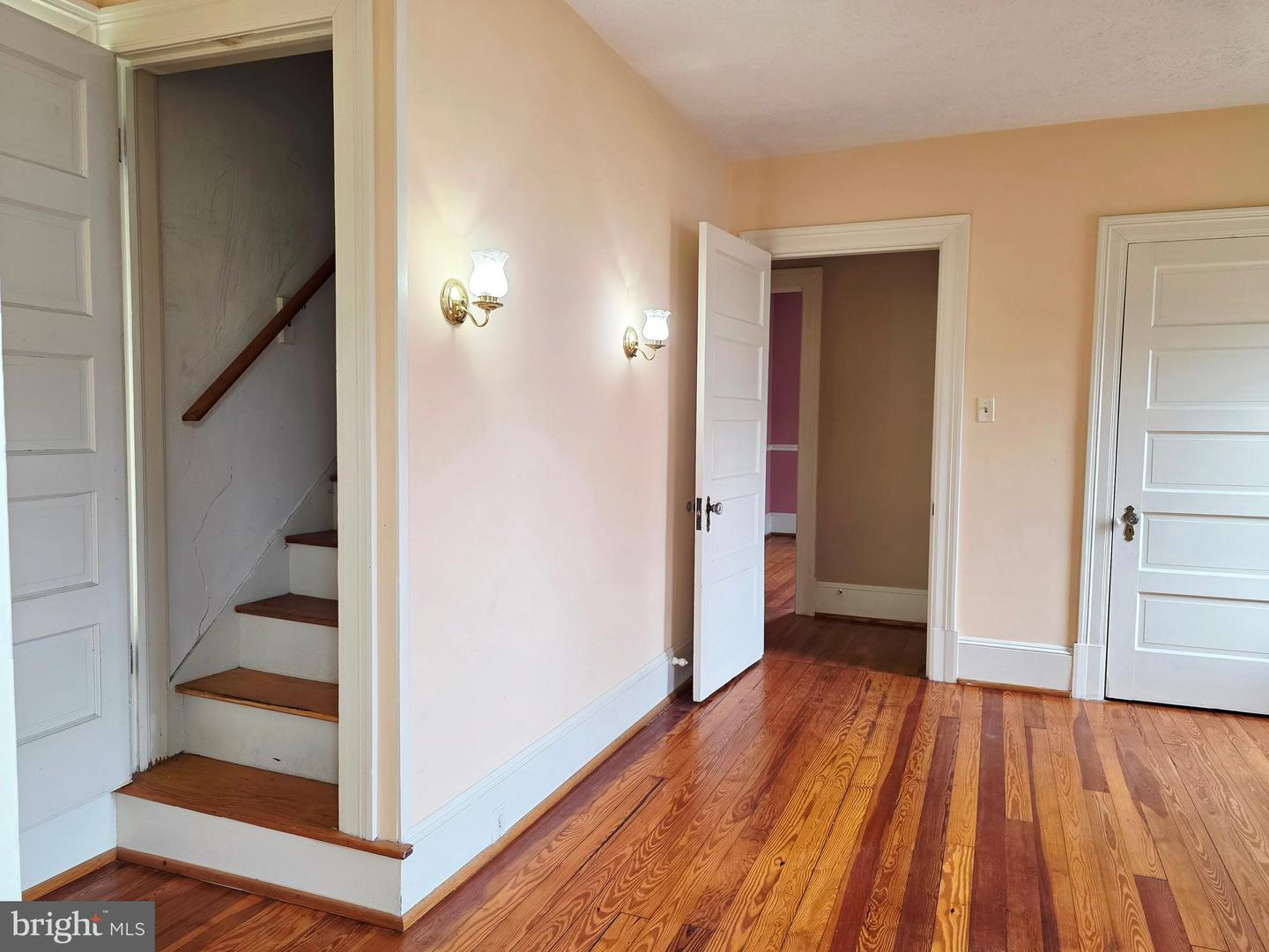 510 S WASHINGTON ST, WINCHESTER, Virginia 22601, 3 Bedrooms Bedrooms, ,1 BathroomBathrooms,Residential,For sale,510 S WASHINGTON ST,VAWI2009488 MLS # VAWI2009488 510 S WASHINGTON ST, WINCHESTER, Virginia 22601, 3 Bedrooms Bedrooms, ,1 BathroomBathrooms,Residential,For sale,510 S WASHINGTON ST,VAWI2009488 MLS # VAWI2009488